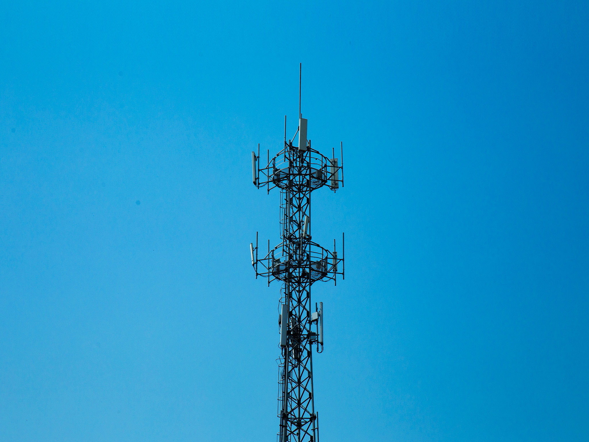 為國家電力工業(yè)發(fā)展作貢獻(xiàn)